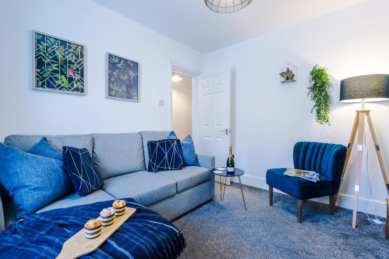 Spacious 2-Bed City-Centre Cottage In Chester By 53 Degrees Property - Ideal For Groups & Couples - Sleeps 6 Exterior foto